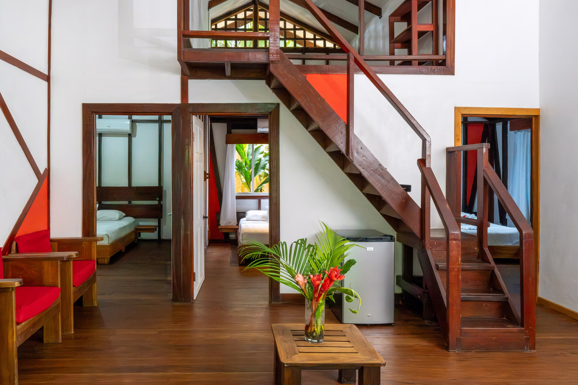 Bungalow Master Suite — photo 6